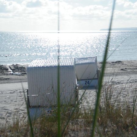 Pension Am Strand Juliusruh Exterior photo